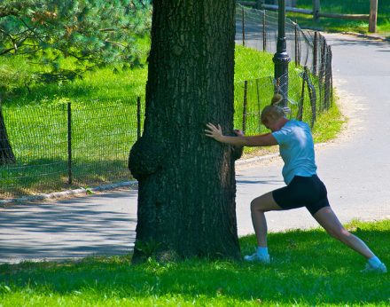 Practicando running en el parque